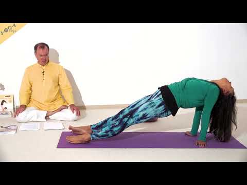 Schiefe Ebene mit gespreizten Beinen - Yoga Asana Lexikon