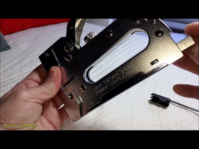 Vídeo relacionado con Swingline Grapas, S.F. 4, Premium, 1/4" de longitud, 210/tira, 5000/caja, 5 paquete (35481)