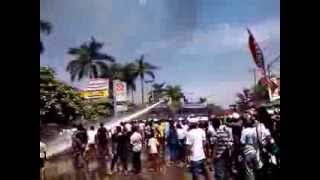 preview picture of video 'Eksekusi Tanah Garapan,Cileungsi,Bogor 10/12/13'
