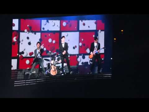 120203 SS4 in TW(Taipei) HENRY 劉憲華 SOLO - (Billionaire, The lazy song, Lighters)