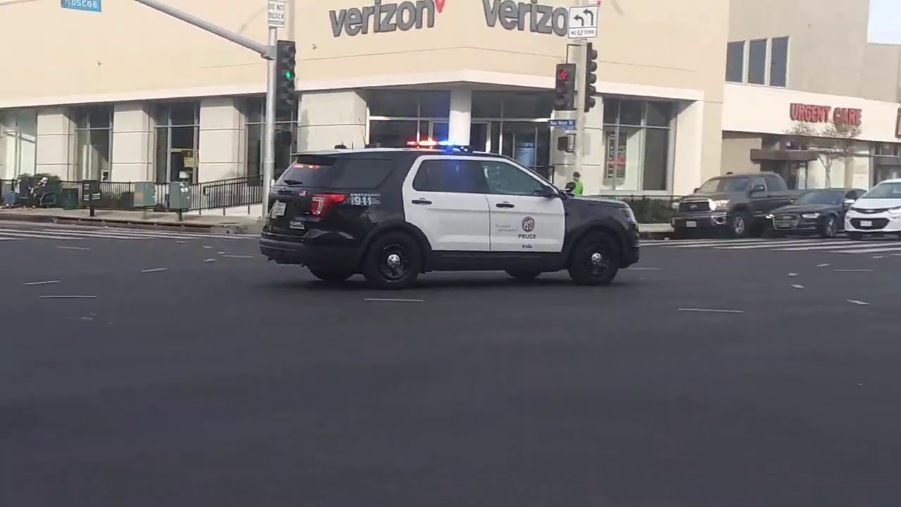 LAPD Ford Explorer Responding (FAST)