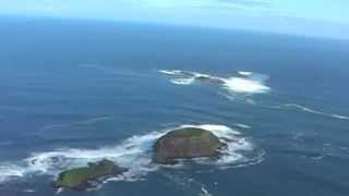 preview picture of video 'powered parachute flying from cowes over catbay and seal rock philip island victoria Australia'