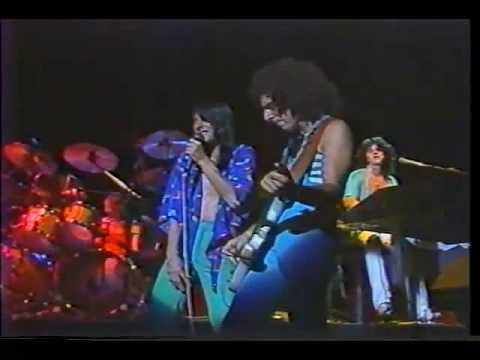 Journey - Walks Like A Lady (Live in Osaka 1980) HQ