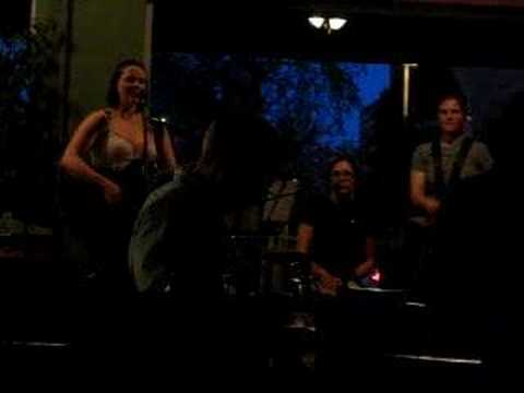 QuinnElizabeth - Falling Free