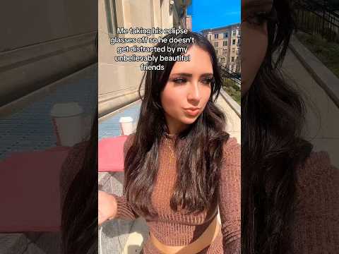 Too many pretty bestfriends 😩 #shorts #eclipse #relatable #girls #funny