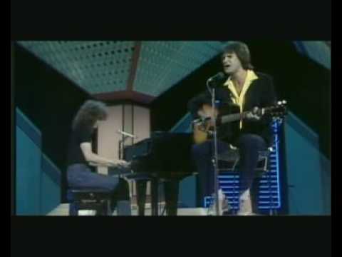 Thumbnail for The Kinks - Lola ..seated & unplugged by The Kinks