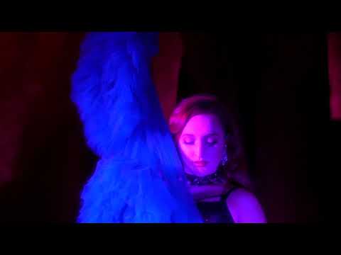 Pin-Ups on Tour: Happy Hour