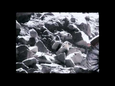 Apollo 18 - Official Trailer