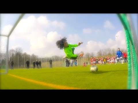 7Y GK Bobby - Amazing Saves Summer 2015