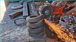 Download lagu Memang Luar Biasa Baja Nya,, Membuat Golok Sembelih Panjang 40 CM Dari Bahan Per Keong Kereta Api mp3