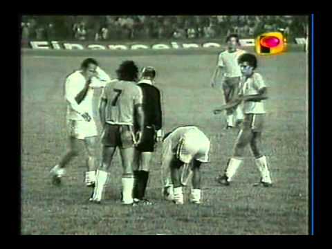 Brasil x Peru 1975