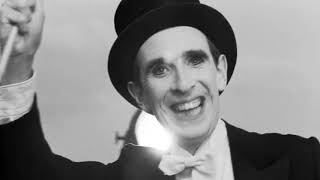 Otto e Mezzo  (Scena Finale Marcello Mastroianni, Claudia Cardinale e Sandra Milo)