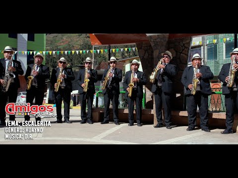 ESCALERITA, EN UN VASO DE CERVEZA (HUAYNO) / ORQ. AMIGOS DEL MANTARO