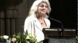 Judy Collins sings &quot;Over the Rainbow&quot; live in New York City
