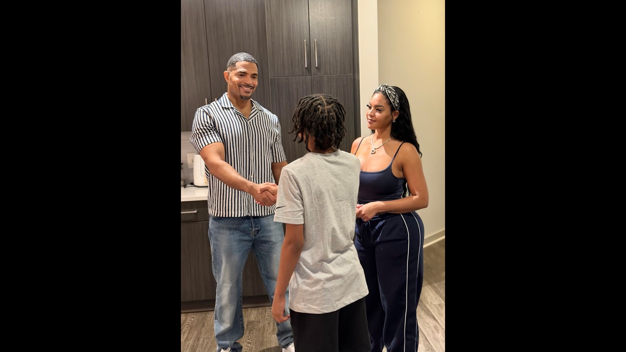 When Anthony meets D’Nisha’s son!