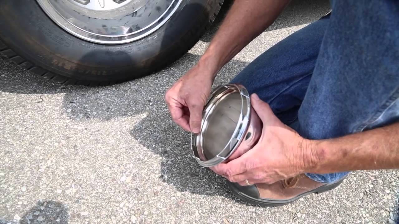 Wheel Cap Removal | Roadtreking Across America