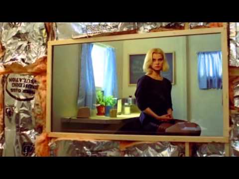 MIlk Kan - LEGO Feat: Emily Capell