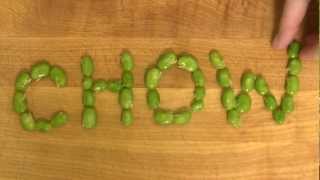 How to Easily Peel Fava Beans - CHOW Tip