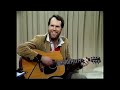 Loudon Wainwright III : medley / The Grammy Song (Aust TV 1983)