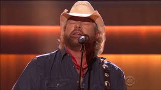 Toby Keith performs &quot;Who&#39;s Your Daddy&quot; live in concert 2017 ACM Honors Awards HD 1080p