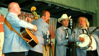 Great Smoky Mountain Bluegrass Band - Put My Little Shoes Away