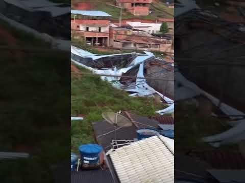 TEMPESTADE DEIXA CENÁRIO DE DESTRUIÇÃO NO DISTRITO DO PRATA, EM LAJINHA