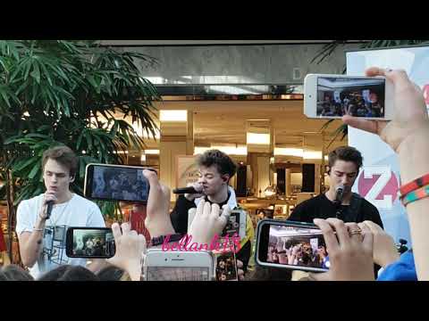 [8 Letters Acoustic version] ~ "Why Don't We" pop up show @ The Mall in Columbia 11/4/18