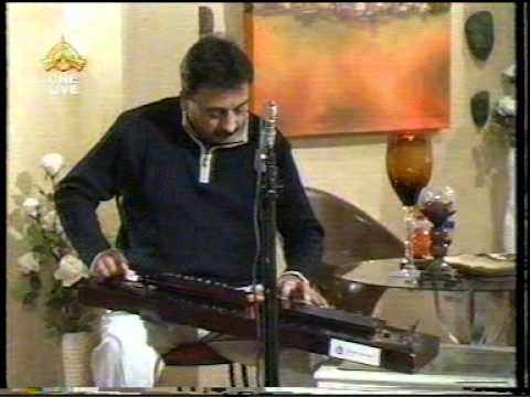 PTV'S  SUNDAY LOUNGE   SADA HOON   ON BANJO BY  KHALID MEHMOOD