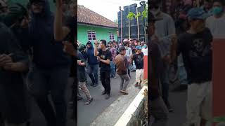 Download lagu Burok MJM Live Luragung blok wage #Burok #MJM #kuningan #viral mp3 Download lagu Burok MJM Live Luragung blok wage #Burok #MJM #kuningan #viral mp3
