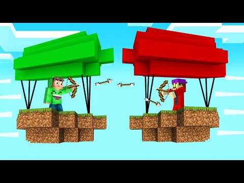 We BUILT FLOATING ISLANDS And BATTLED! (Minecraft)