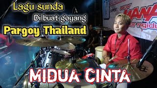 Download lagu Midua cinta(Langlayangan)Rena movie//Koplo Beny serizawa//New Manahadap mp3