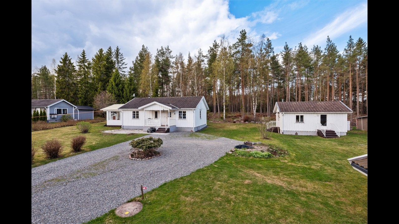 3 rum Vinterbonat fritidshus på Anderssvedjavägen 79 Roslagsbro Norrtälje kommun - video