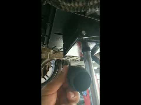 Cambio olio trasmissione manuale auto fai da te.