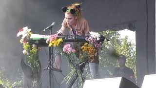 Grimes - Vanessa - 2013 ACL Festival