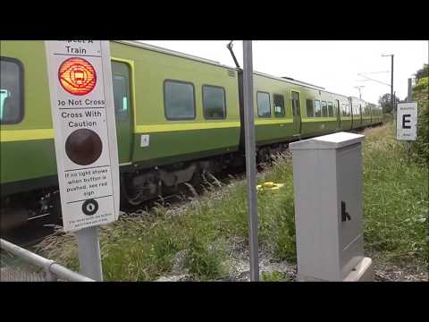 *New Warning Signals* Rathdown Road Level Crossing, Co. Wicklow