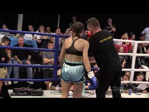 WMO Junior QLD Featherweight Chloe Hollier vs Erin Harberger