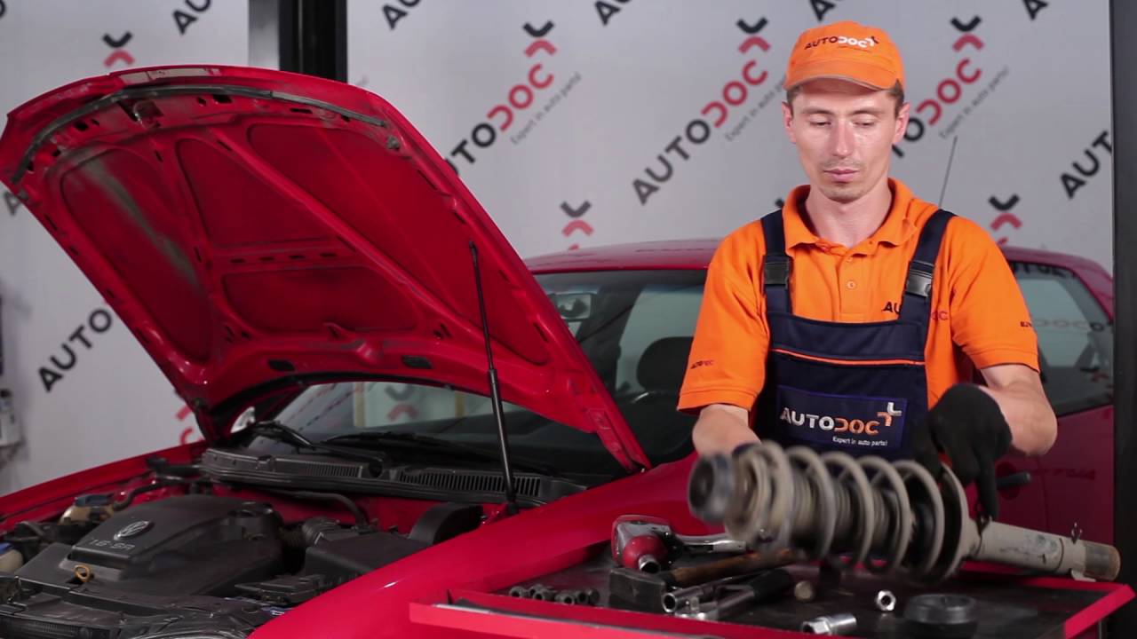 Kako zamenjati avtodel ležaj amortizerja spredaj na avtu VW Golf 4 – vodnik menjave