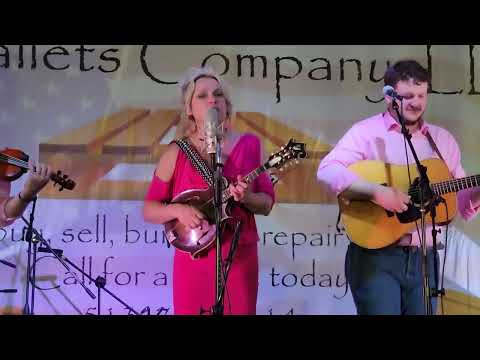 Blue Kentucky Girl  / Rhonda Vincent and the Rage