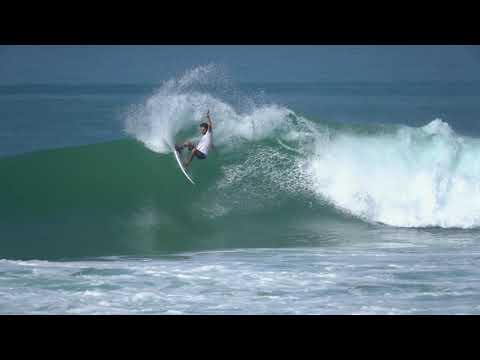 Global Surf tutorial - Make your first top turn (8/9)