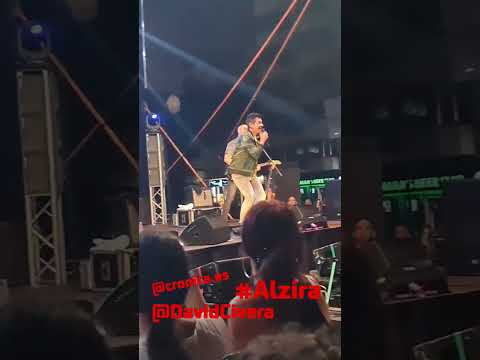 Actuación de David Civera en Alzira