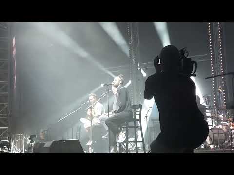 טונה מארח את שלום חנוך- הטוב הרע ואחותך- אמפי קיסריה- 7.9.2023