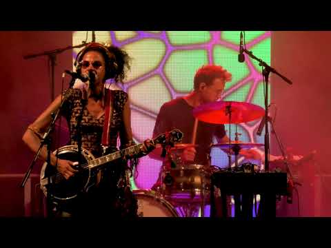 Morgane Ji (RE/FR) - Woche der kleinen Künste - Kulturgemeinschaft Dreiecksplatz - Gütersloh