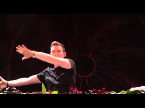 Hardwell Baile de Favela