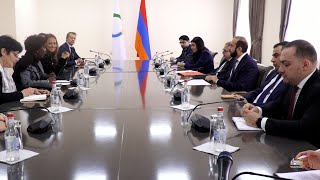 Rencontre du ministre des Affaires étrangères de la République d'Arménie et de la Secrétaire générale de la Francophonie et leurs déclarations à la presse