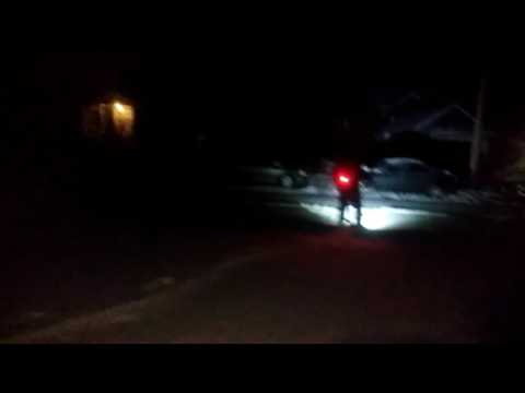 Going through the deep powder ! Lol #evo2x #evo #uberscoot #50cc #goped #snow