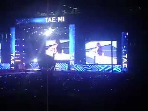[120922 SMTOWN Live in Jakarta] BoA ft. Taemin - Only One [Cut].AVI