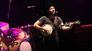 Avett Brothers &quot;Pretty Girl From Feltre&quot; Champions Square, New Orleans, 07.18.15