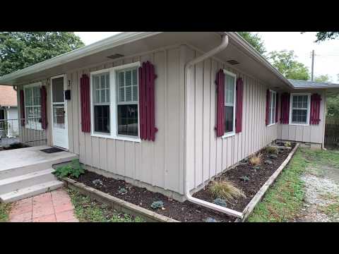 Adorable Bungalow in Downtown Lees Summit! property video