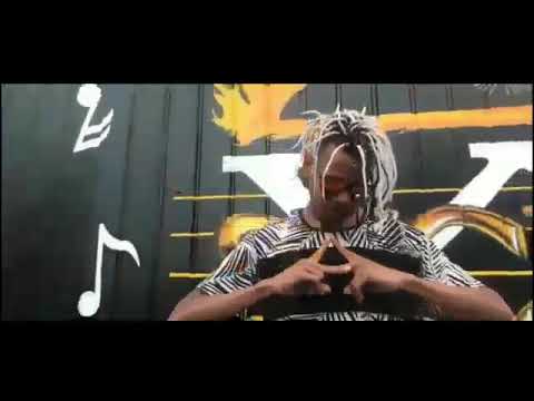 Novo MC maestro bê bumbum pra lua