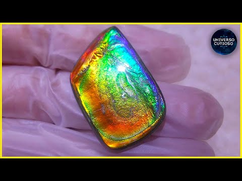 Essa pedra preciosa vale milhões de dólares!